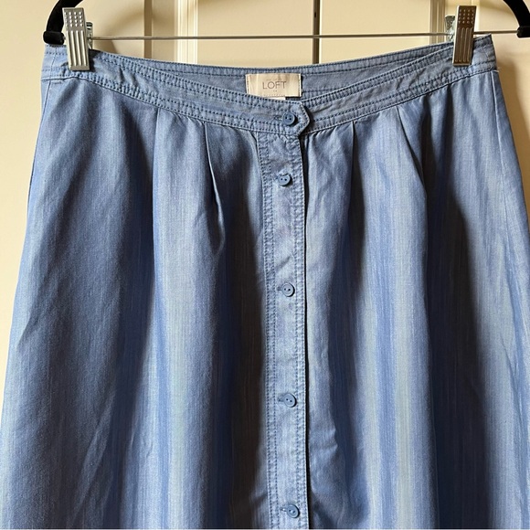 Like New LOFT Lyocell Long Denim skirt with buttons down the front - Picture 3 of 5